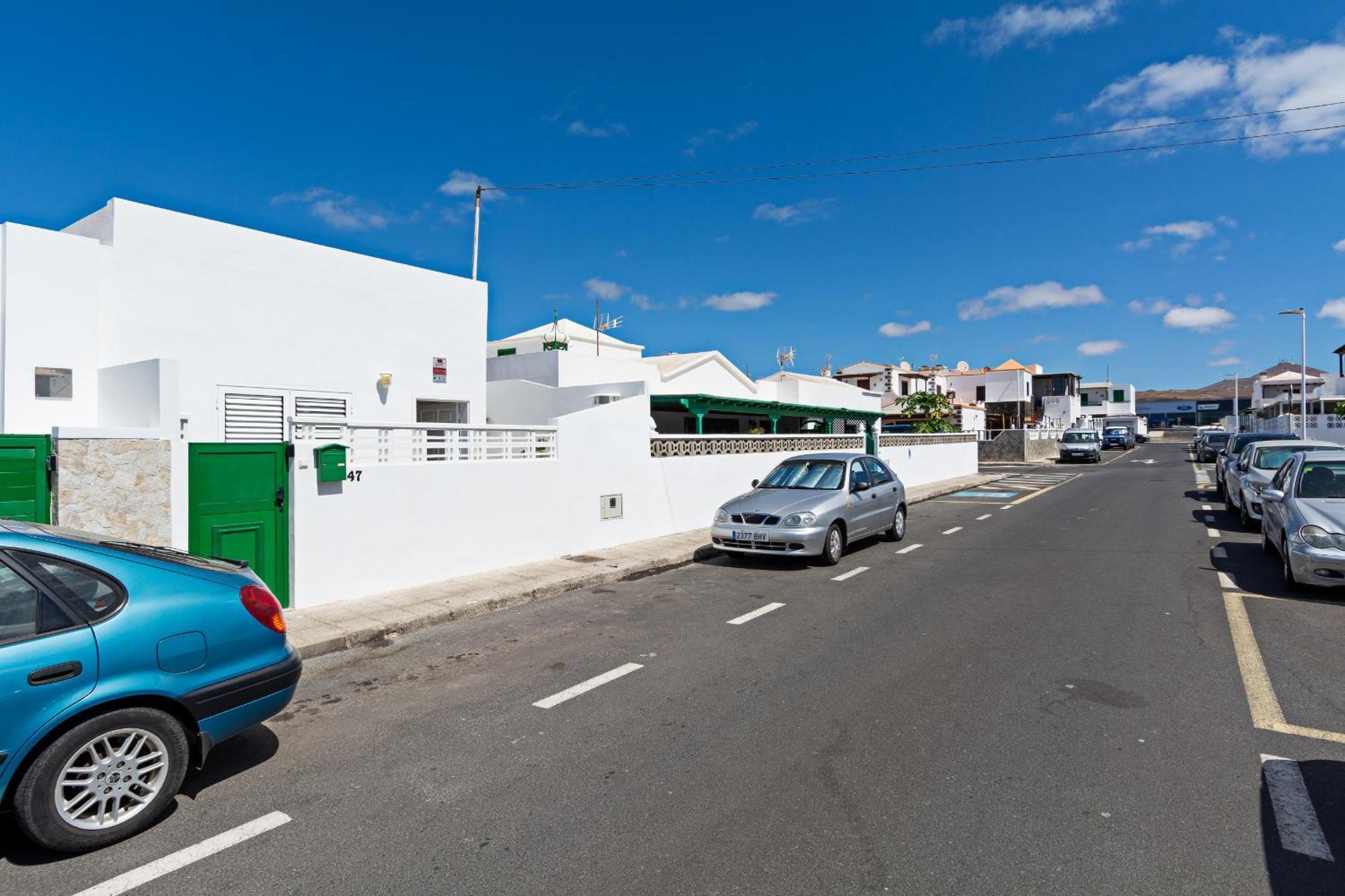 2Br Terrace Home - 10 Min Walk To The Beach Playa Honda  Bagian luar foto